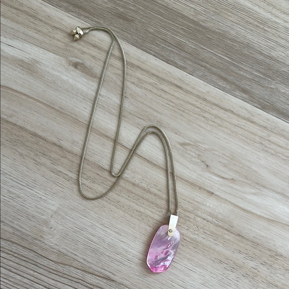 Elegant Pink Pendant Necklace